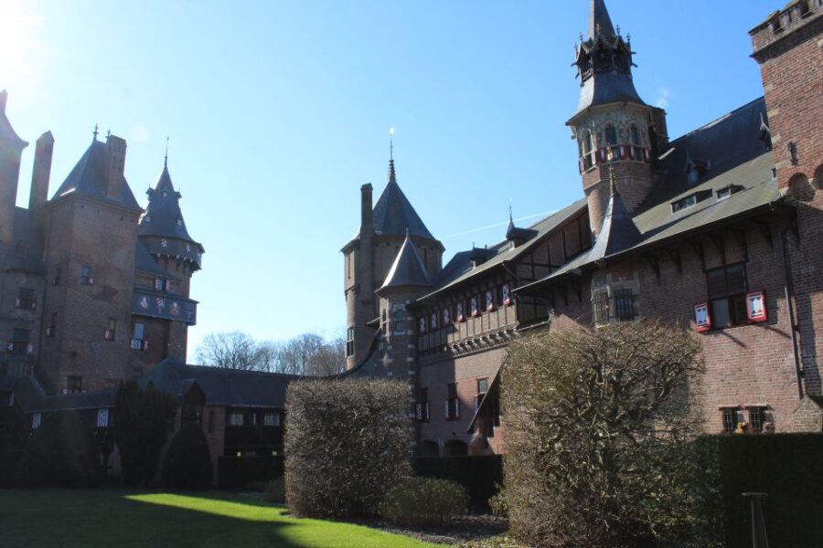 From Amsterdam: Castle De Haar Guided Tour