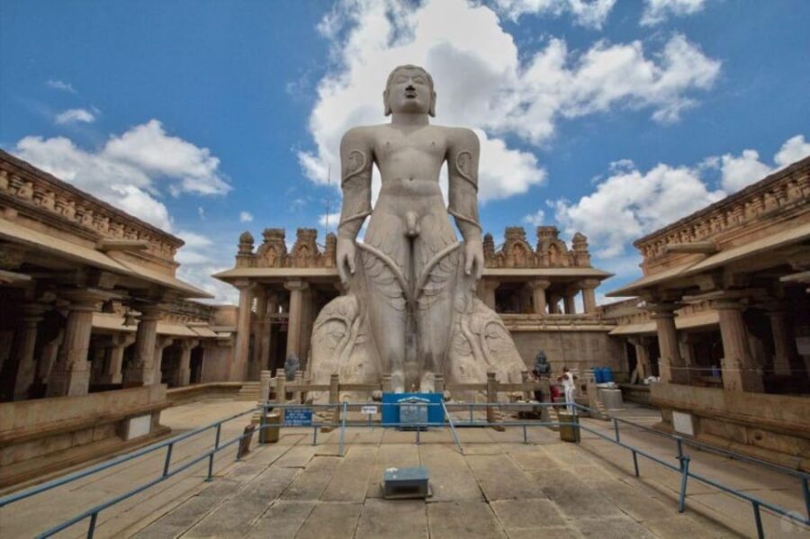 From Bengaluru: Shravanabelagola Monolithic Statue Tour