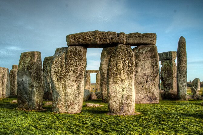 From Birmingham Stonehenge and Bath Day Tour