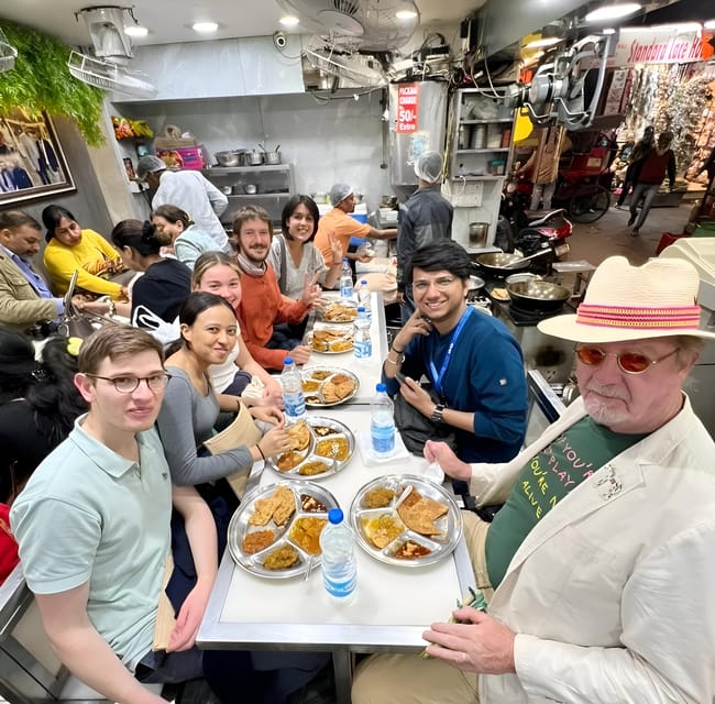 From Delhi: 5* Meal & Taj Mahal & Agra Tour by Express Train