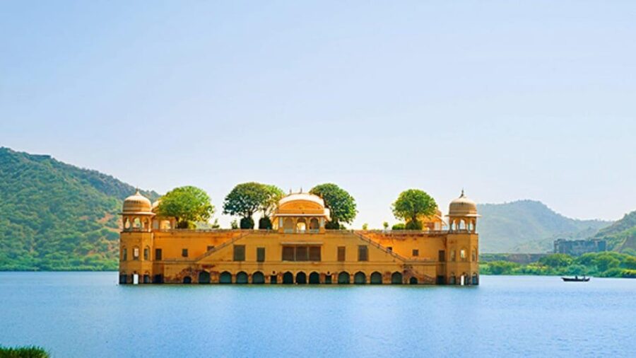 From Delhi: 6 Days Private Golden Triangle Tour With Udaipur