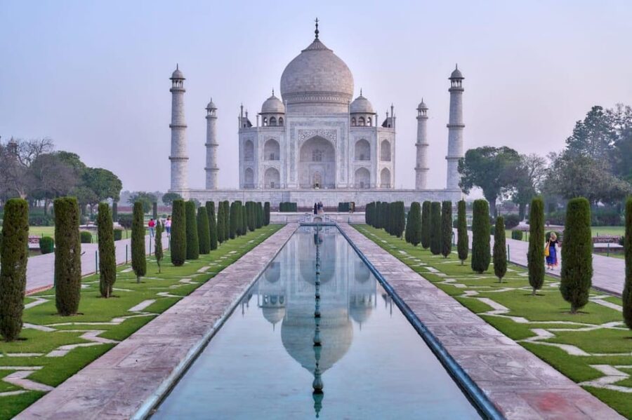 From Delhi: Agra Tour by Gatimaan Express Train