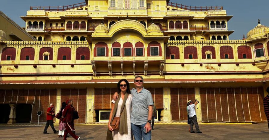 From Delhi : Full Day Jaipur Sightseeing Tour & Return Delhi