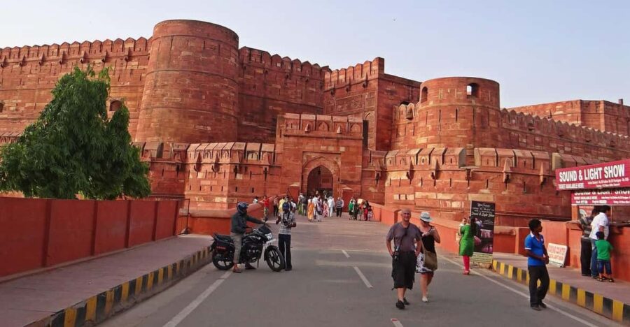 From Delhi: Private Agra & Mathura Vrindavan Tour