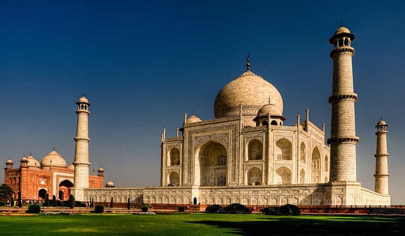 From Delhi: Taj Mahal Sunrise, Agra Fort and Baby Taj Tour