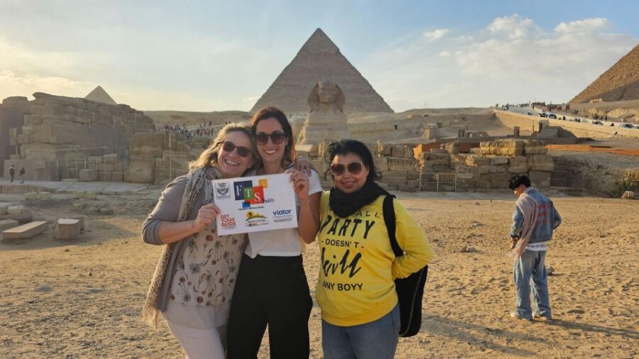 From Hurghada: Pyramids & Museum Small Group Tour by Van