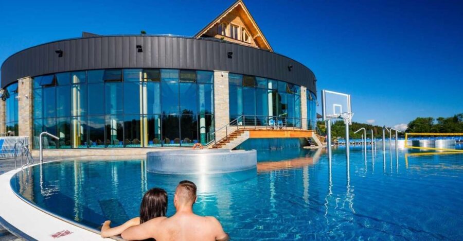 From Krakow: Full-Day Chocholowska Thermal Bath Tour