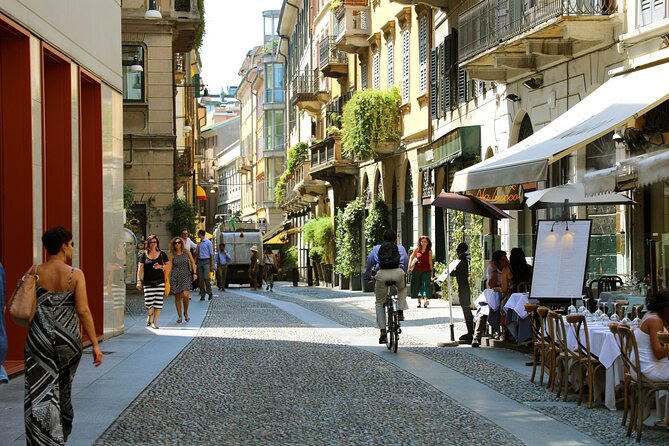 From Milan: Verona, Sirmione and Lake Garda Small Group Tour