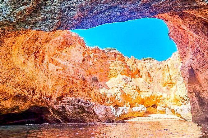 From Portimao to Paradise 90 Min Private Tour