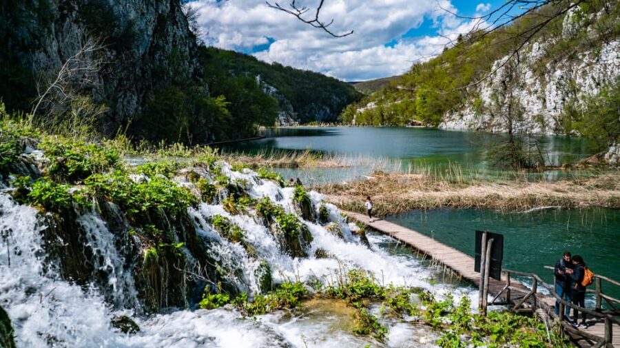 From Zagreb: Plitvice Lakes National Park Full-Day Tour