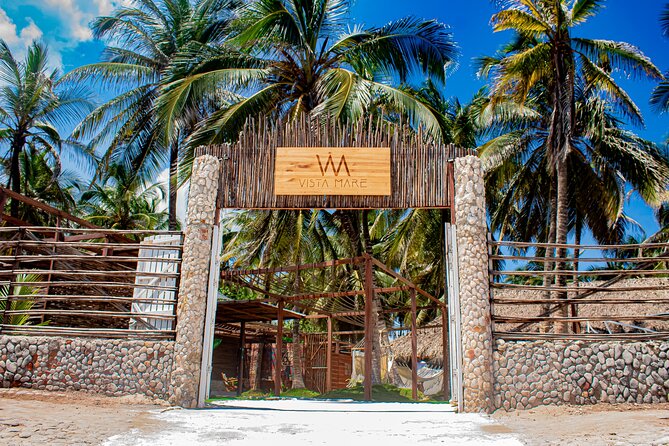 Full Day at the Beach Club Vista Mare in Tierra Bomba