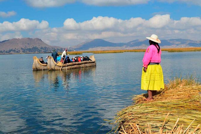 Full Day Excursion in UrosTaquile