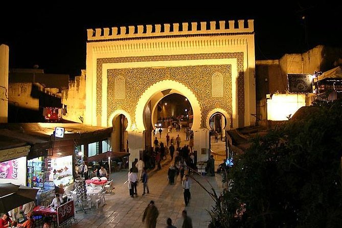 Full Day Fez Visit Guided-Medina by Local Guide & Rampart by Car