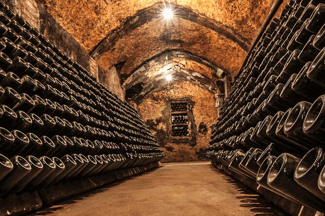 Full Day Guided Private Tour of the Cellars in Franciacorta