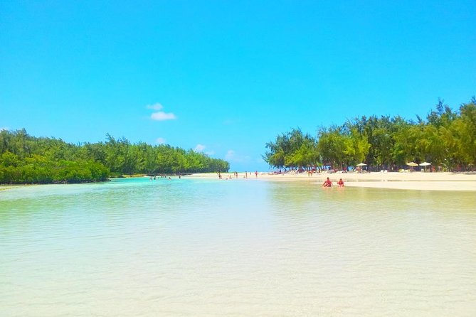 Full Day Ile Aux Cerfs Speedboat Trip With Hotel Transfers (Private or Shared)