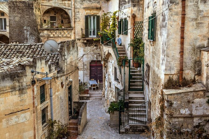 Full Day Matera Tour With Cave Homes and Local Food Tasting