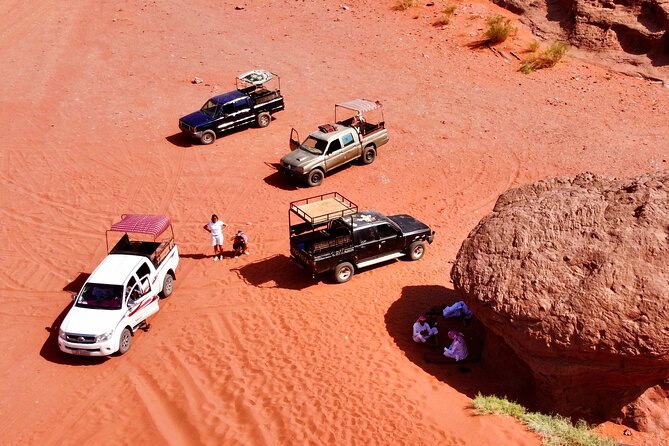 Full Day Private Jeep Tour in Wadi Rum