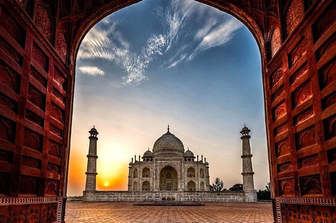 Full Day Taj Mahal Tour With Mughal Era Experience