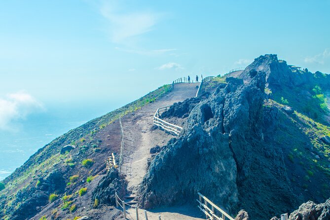 Full Day Tour in Pompeii, Herculaneum and Vesuvius
