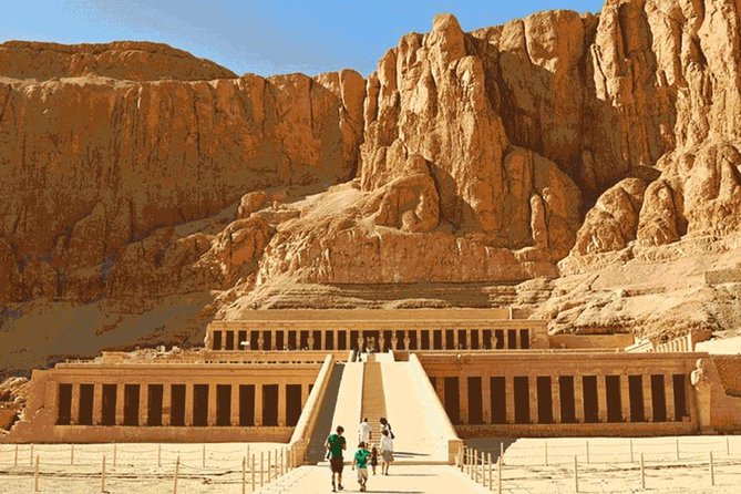 Full Day Tour To East and West Banks of Luxor