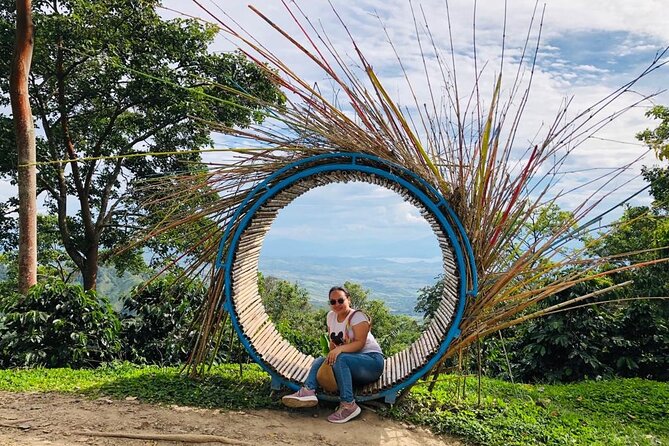 Full Day Tour to the Giants Hand Viewpoint