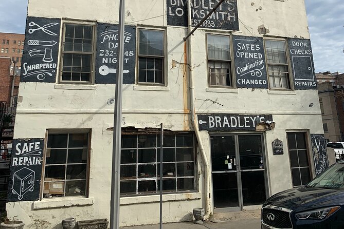 Ghosts of Savannah Self-Guided Haunted Audio Tour App/EMF Reader