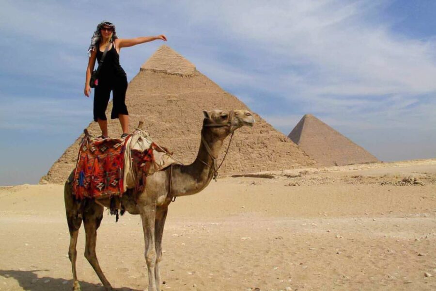 Giza Pyramids and Sphinx: Half-Day Private Tour