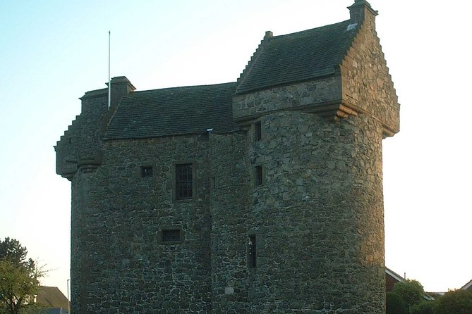 Glamis Castle and Bonnie Dundee Tour From St Andrews