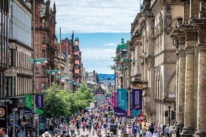 Glasgow Quest: Self Guided City Walk & Interactive Treasure Hunt