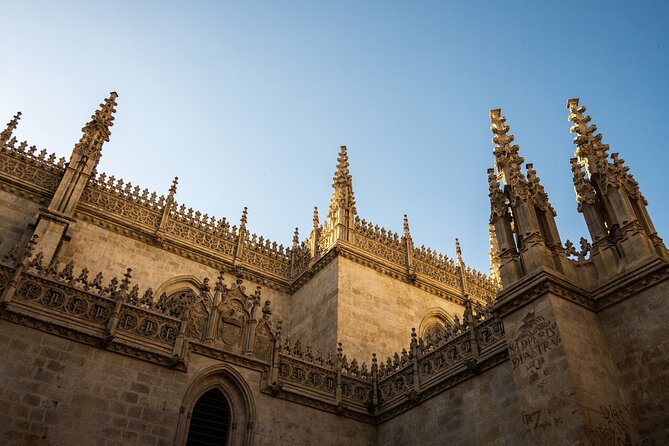Granada Discoveries Private Tour