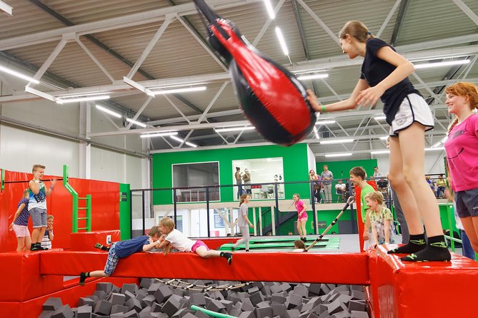 Great Fun in GOJUMP Kraków-Mateczny Trampoline Park – 2 Hour Ticket