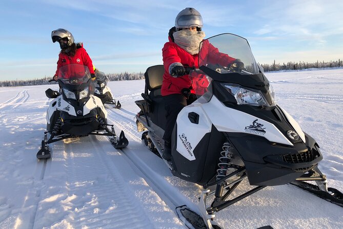 Great Slave Lake Snowmobile Tour – 1-Hour Self-Drive Adventure