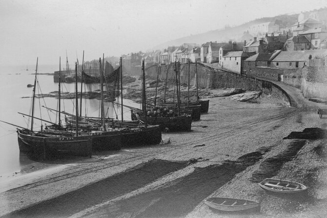 Guided Heritage Walking Tour in Newlyn