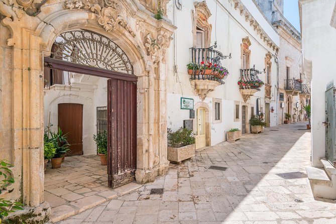 Guided Tour of Locorotondo