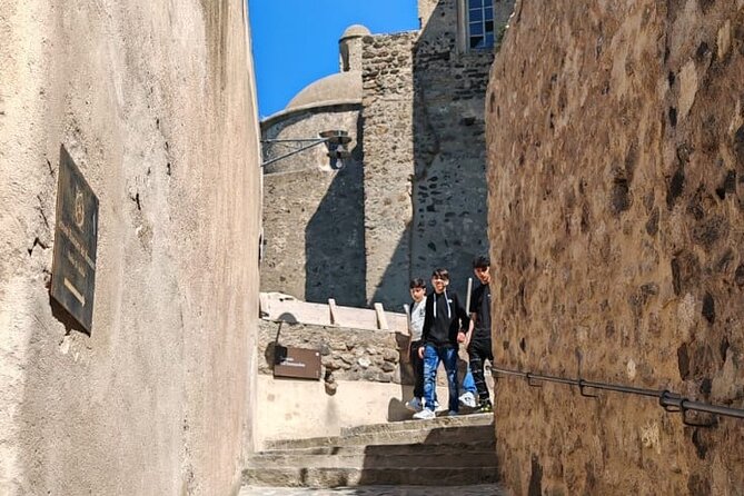 Guided Tour of the Aragonese Castle in Ischia - Meeting Point and Tour Duration