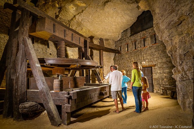 Guided Tour of the Museum - Tasting - Tour Overview