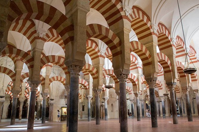 Guided Visit to the Mosque and the Jewish Quarter of Cordoba