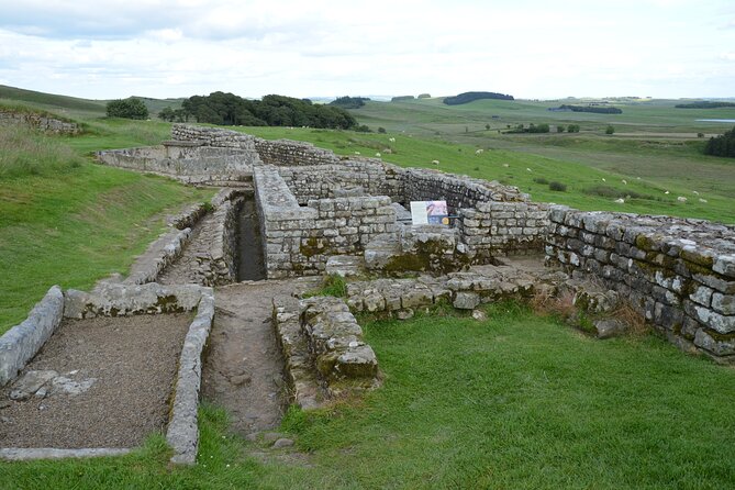 Hadrians Wall: a Self-Guided Audio Tour Along the Ruins - Key Features
