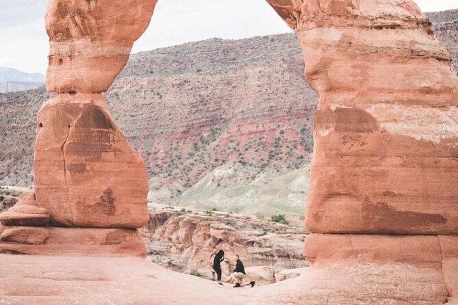 Half Day Arches 4×4 With Delicate Arch Hike