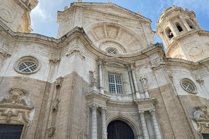 Half-Day Private Tapa and Culture Experience in Cádiz