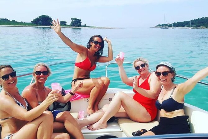 Half Day Relaxing Private Boat Tour (Blue Lagoon and Solta) From Trogir