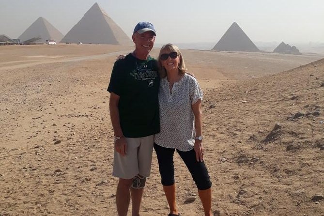 Half-Day Tour of the Giza Pyramids and Solar Boat Museum With Lunch and Camel Ride
