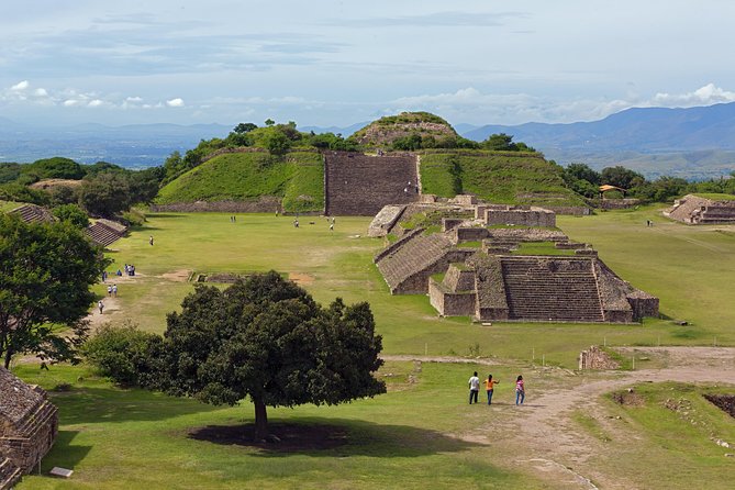 Half Day Tour to Monte Albán