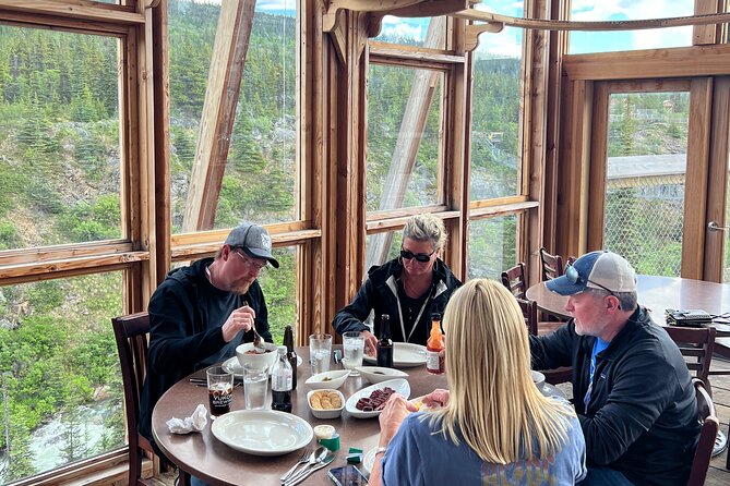 Half Day Tour to Yukon and Suspension Bridge