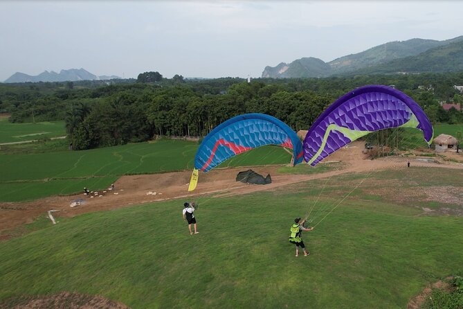 Hanoi Paragliding COMBO: Tandem Paraglide + Course (Full-Day)