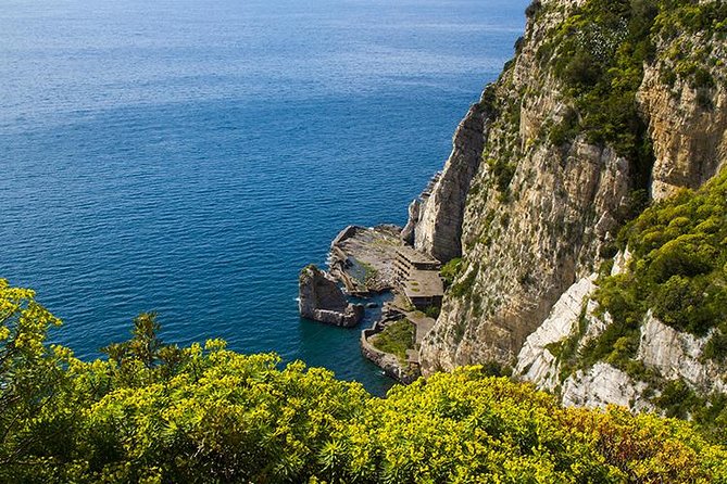 Hiking Path of The Gods All Inclusive