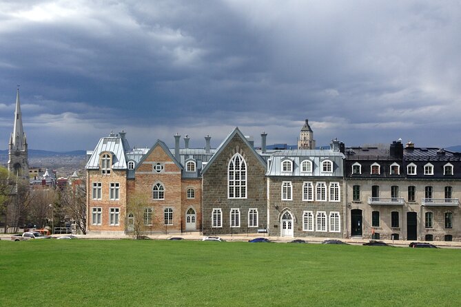 Historic District of Old Quebec Walking Tour (3h)