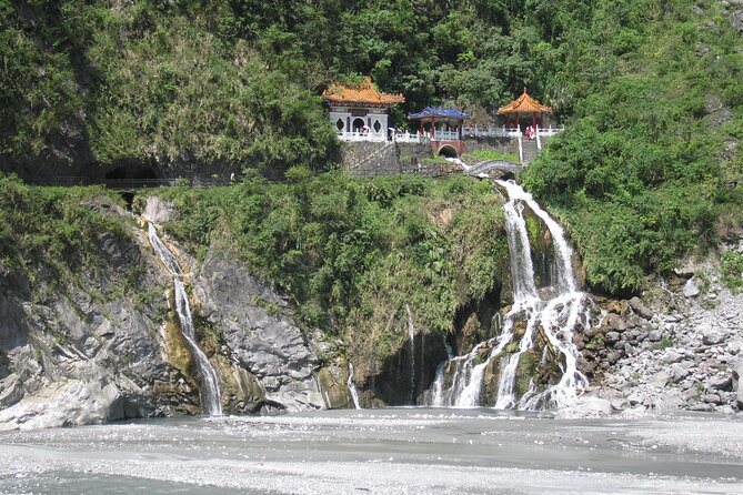 Hualien & Yilan Private Car Tour to Spectacular Natural Wonders - Tour Highlights