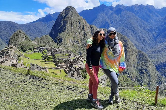 Incas Sacred Valley and Machu Picchu 2-Day Tour From Cusco