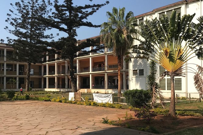 Indispensable Maputo Art and Architecture Walking Tour